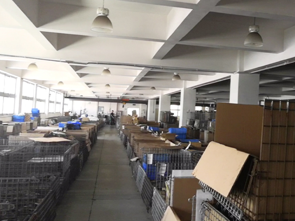 万鑫齿轮减速电机装配...